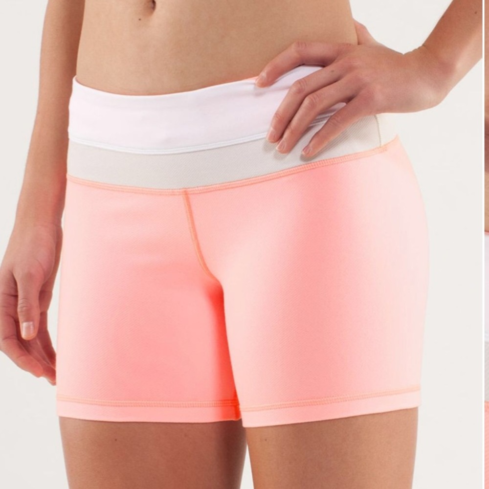 LULULEMON Reverse Groove Short 4 Regular Shorts